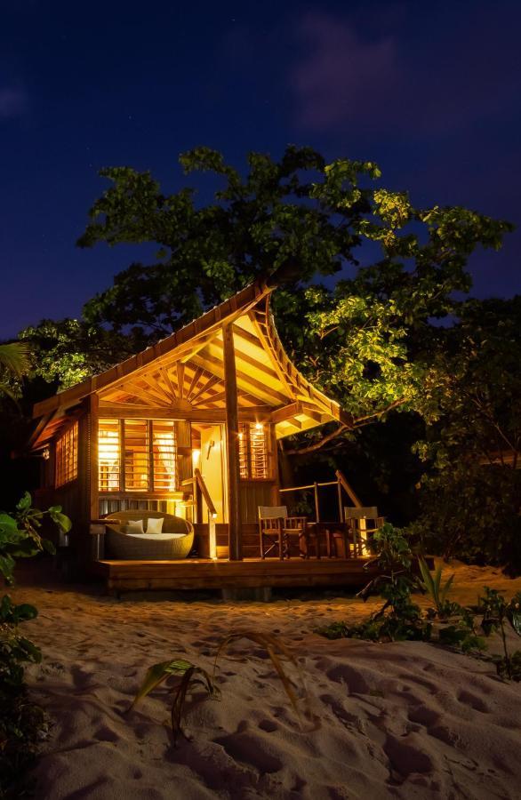 Barefoot Kuata Island Resort Zewnętrze zdjęcie