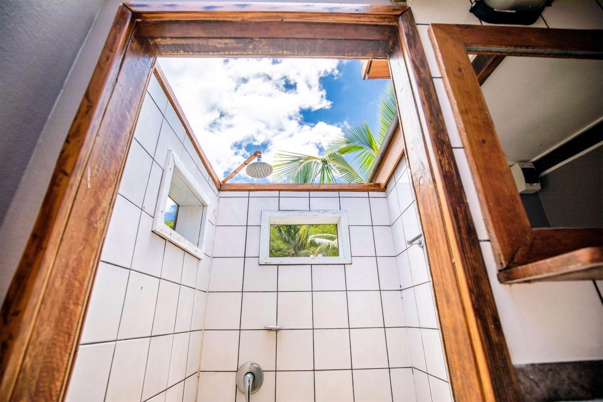 Barefoot Kuata Island Resort Zewnętrze zdjęcie