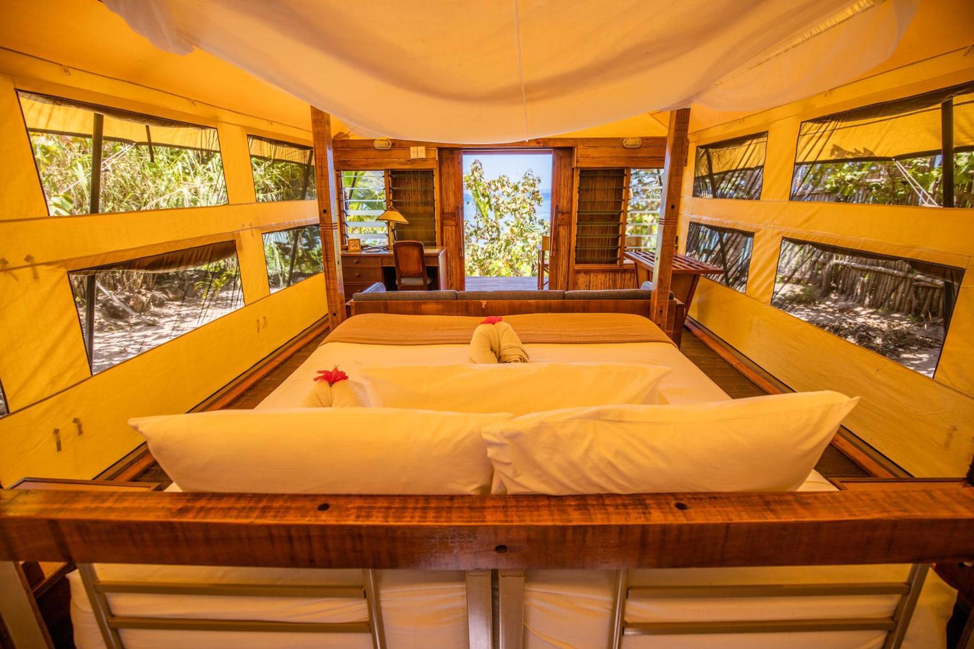 Barefoot Kuata Island Resort Zewnętrze zdjęcie